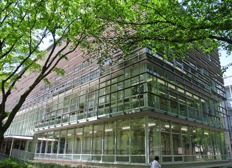 千葉大学附属図書館